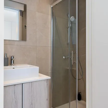 Appartement Solenne - Stylish 2-br & Balcony In Larnaca