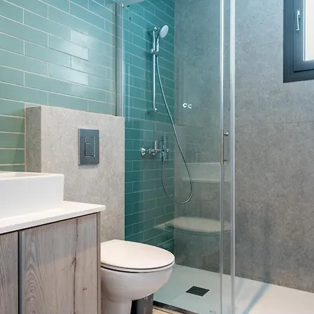 Solenne - Stylish 2-br & Balcony In *